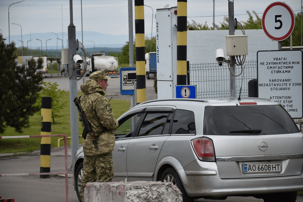 На кордонах ЄС повноцінно запрацювала нова система в’їзду та виїзду: що зміниться для українців