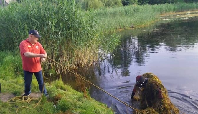 У Львові у водоймі втопився чоловік