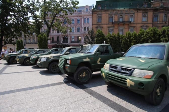 Волонтер як помічник vs волонтер як шахрай. У Львові проведуть публічну дискусію