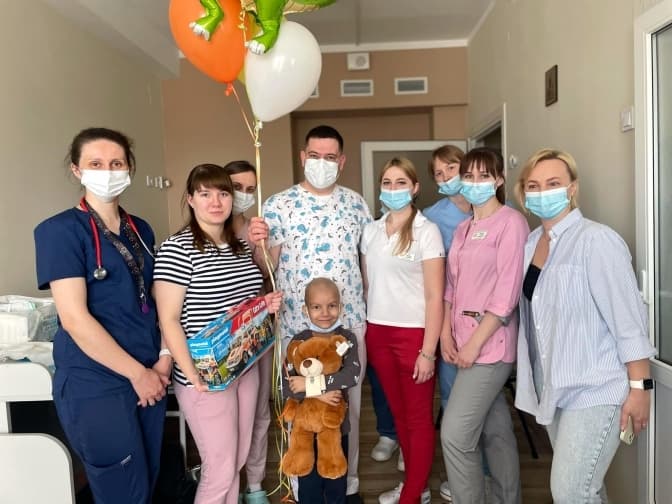 У Львові пересадили кістковий мозок 7-річному хлопчикові