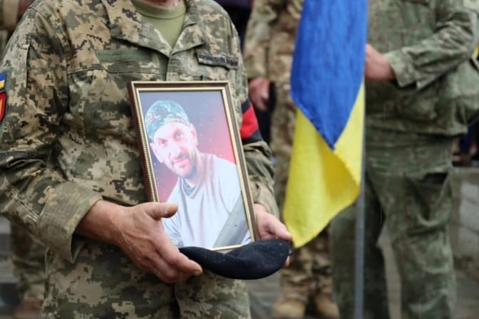 Бійця зі Львівщини посмертно нагородили почесним орденом, який він отримав за життя