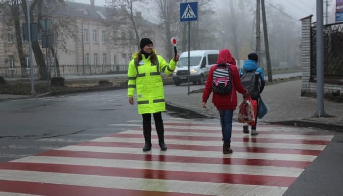 Біля яких львівських шкіл працюють «Жовті добродії». Перелік
