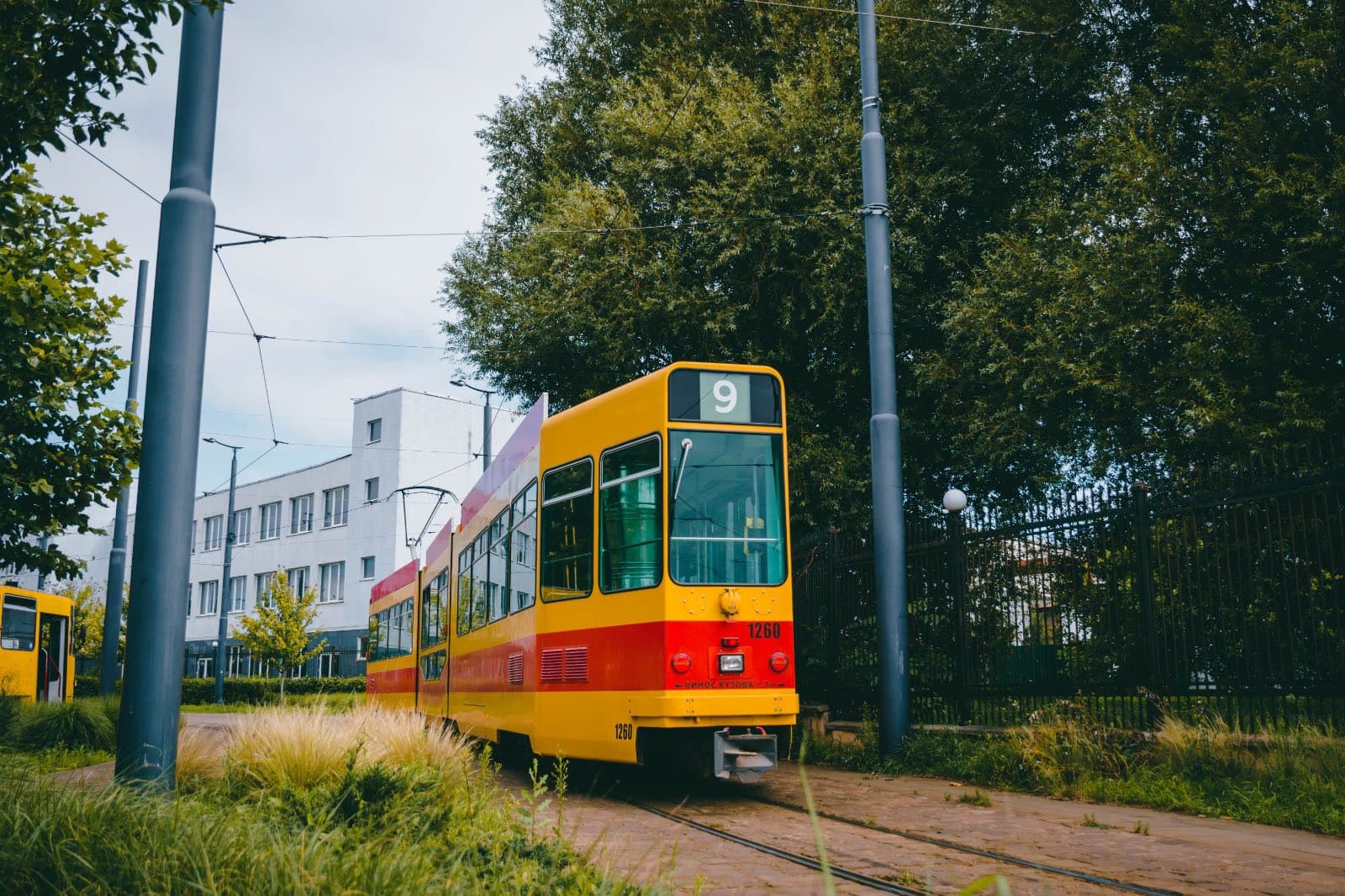 Трамвай з Базель-Ланду / Фото зі сторінки Олега Забарила
