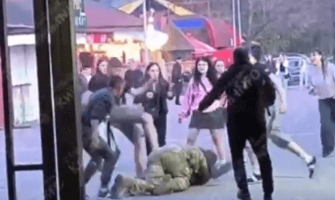 У Києві поліція затримала ще двох підозрюваних у побитті військового у Гідропарку