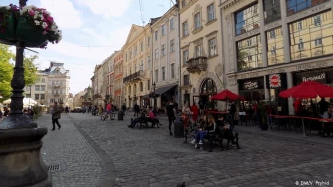 Львівщина лідер з Covid-19 в Україні та карантин може тривати увесь рік. Головне за ніч і минулу добу