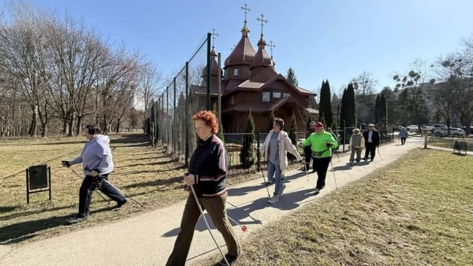 Львів’ян запрошують на безкоштовний майстерклас зі скандинавської ходьби
