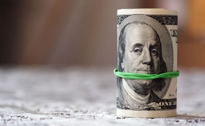 Аналітики прогнозують подорожчання долара: яким буде курс