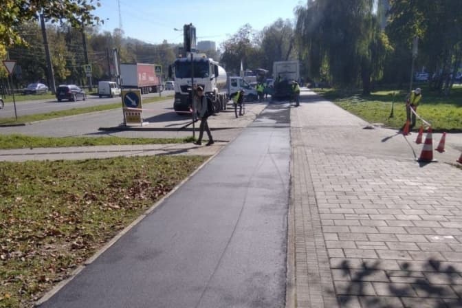 У Львові облаштовують велосипедну доріжку на проспекті Чорновола