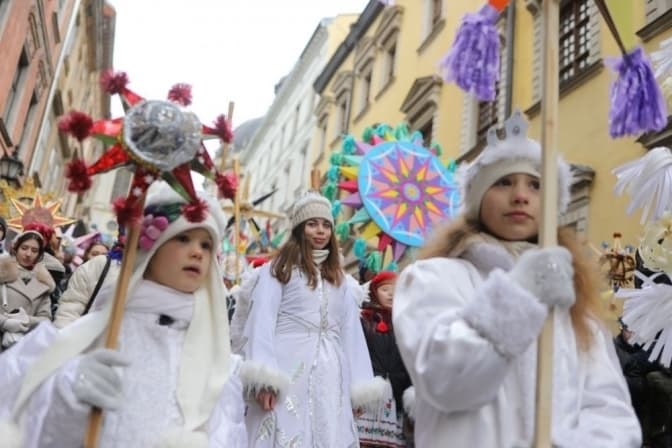 Чому важливо колядувати під час війни