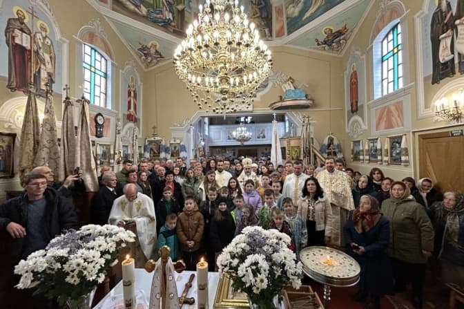 На Дрогобиччині громада понад 1000 днів безперервно молиться за перемогу і справедливий мир