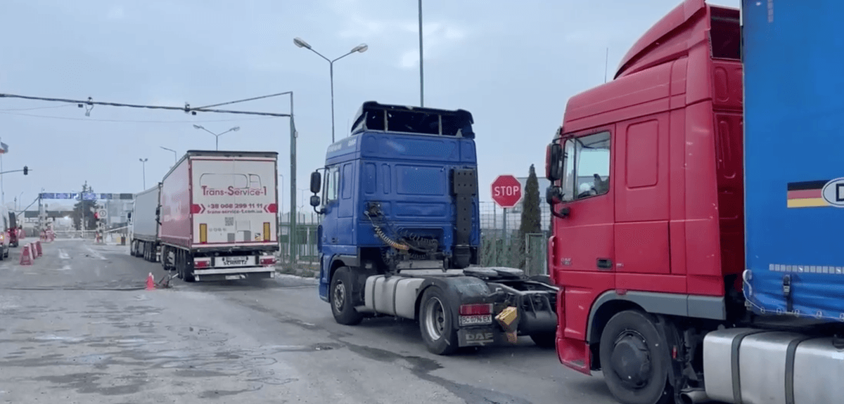 Поляки блокують пункт пропуску на Львівщині. Відео