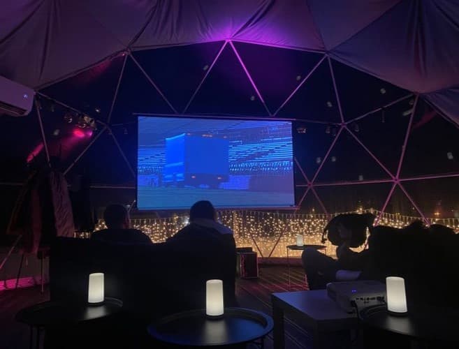 Львів'ян запрошують на кінопокази у куполі на даху