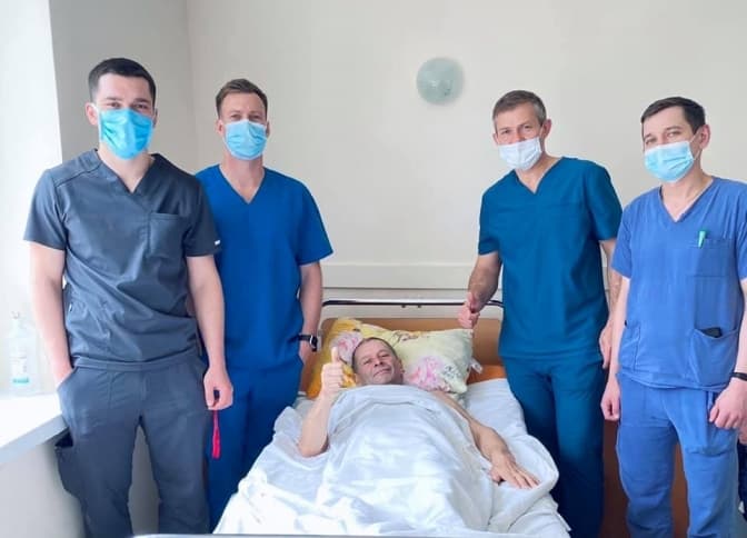 Львівські медики врятували 55-річного чоловіка з гнійною патологією хребта