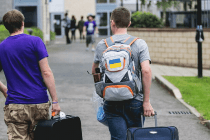 Міністр освіти прокоментував виїзд студентів-чоловіків за кордон