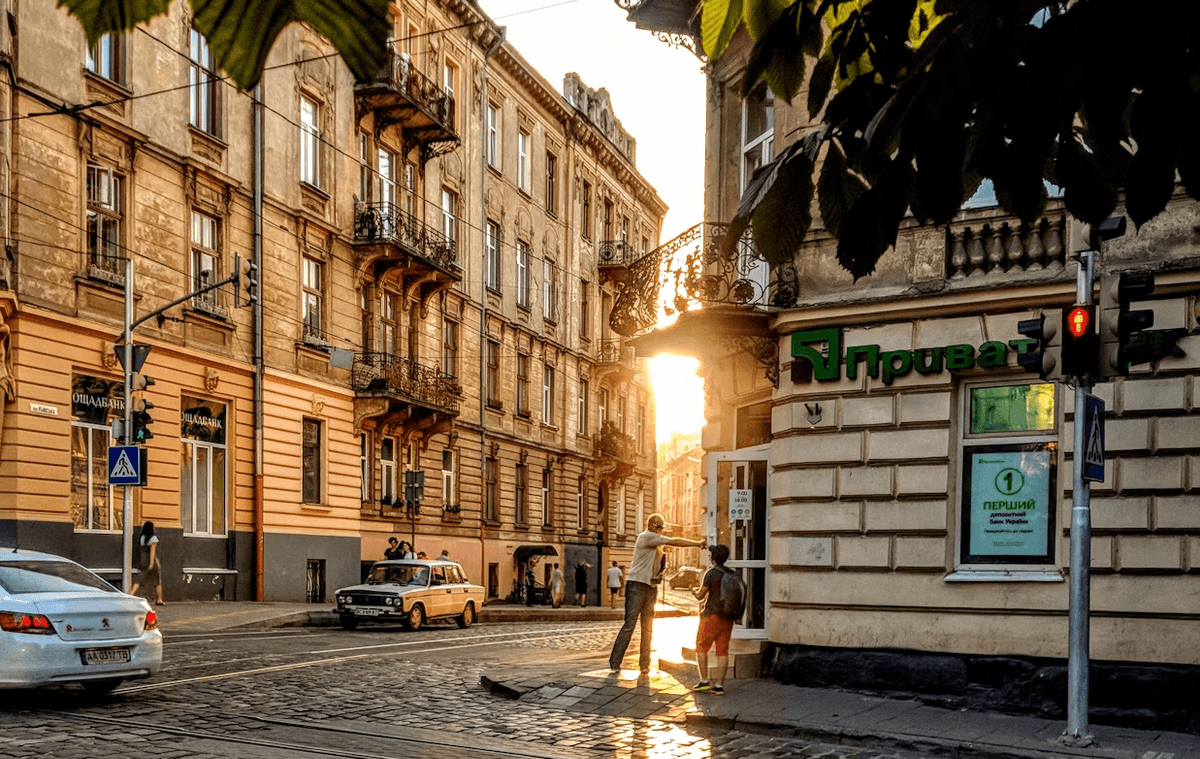 Львів влітку пережив екстремальну спеку. Як місту підготуватись до кліматичних змін