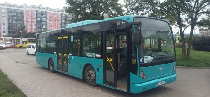 На одному з маршрутів Львова з’явився додатковий низькопідлоговий автобус