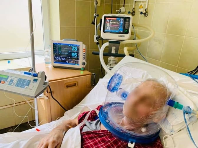 Львівські лікарні готові прийняти сотню хворих із області, де вирує Covid-19