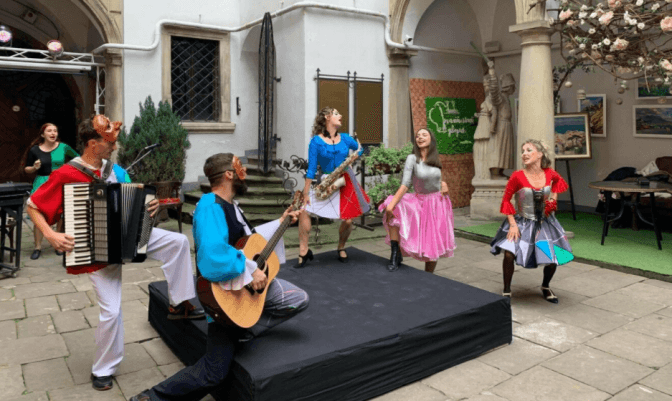 Марафон вистав. У Львові Перший театр свою соту річницю відзначить цілодобовим показом кращих творів