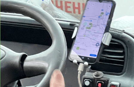 Маршрутники використовують “Київ Цифровий”, щоб випереджати комунальний транспорт