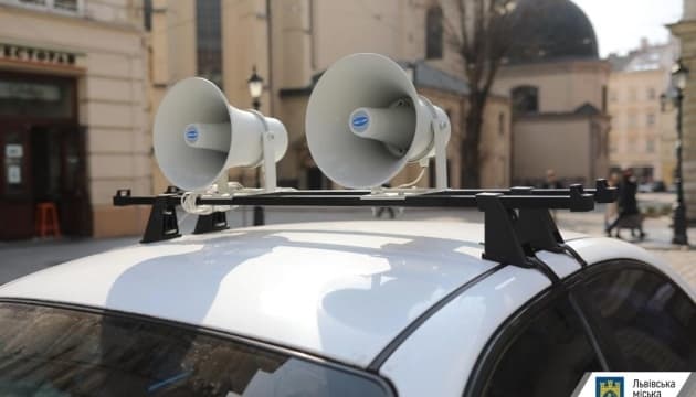 Львів «порожніє» і примара надзвичайного стану. Головне за ніч і минулу добу