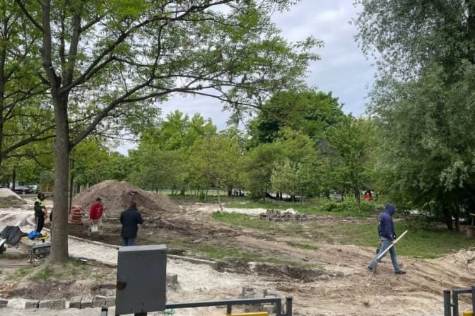 Біля львівського ліцею створюють простір на честь полеглого Героя