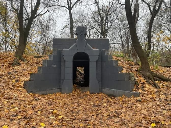 Флорівський цвинтар на Замковій горі можуть визнати пам’яткою культурної спадщини