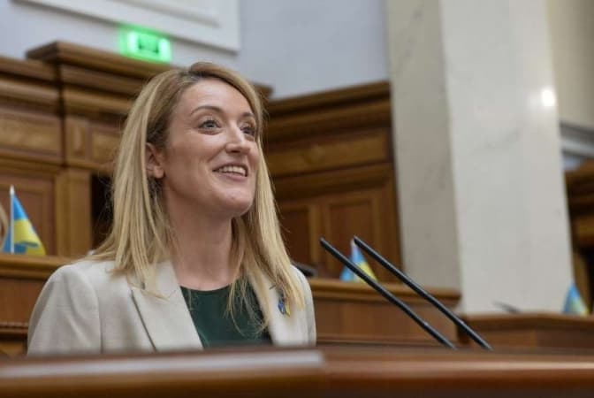 Голова Європарламенту пообіцяла швидко визнати Україну кандидатом у члени ЄС