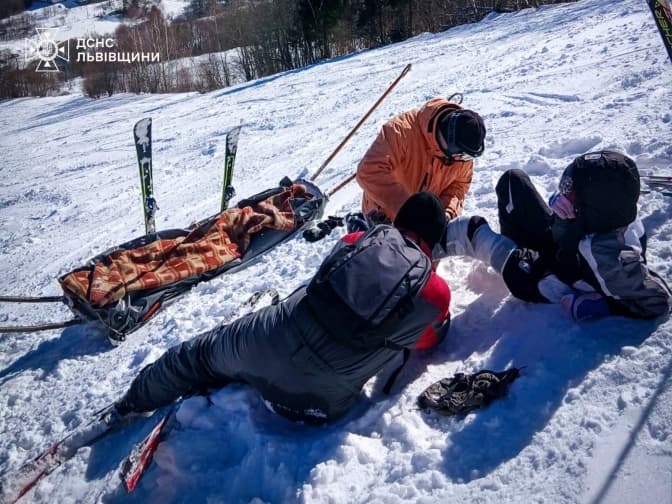 12-річна дівчинка травмувався на гірськолижному курорті на Львівщині
