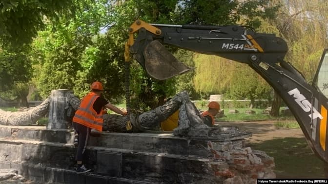 У Львові розпочали перепоховання майора Путіна та якою буде ціна за проїзд у місті. Підсумки доби