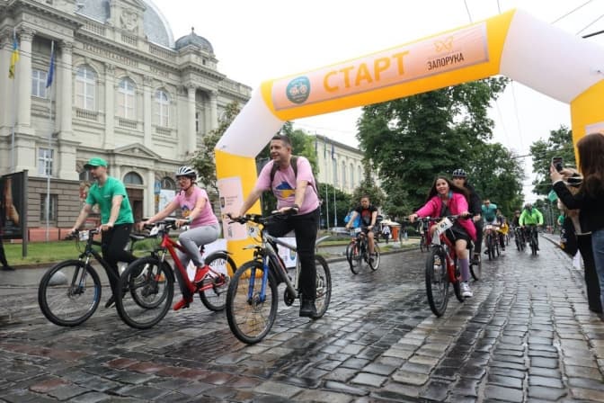 Під час благодійного забігу у Львові зібрали мільйон гривень для дитячого медцентру