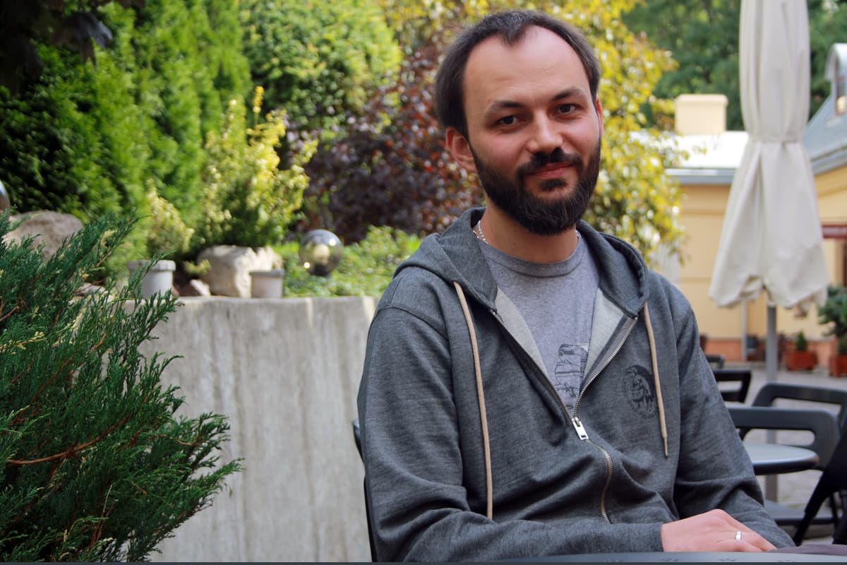 «Посол України». Як львів’янин підкорив Facebook і допомагає українцям