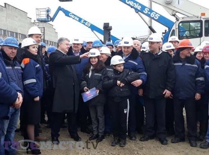 Петро Порошенко відвідав з робочим візитом Стрий. Відео, фото