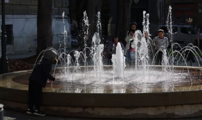 Львівські фонтани знову працюють після тимчасової перерви