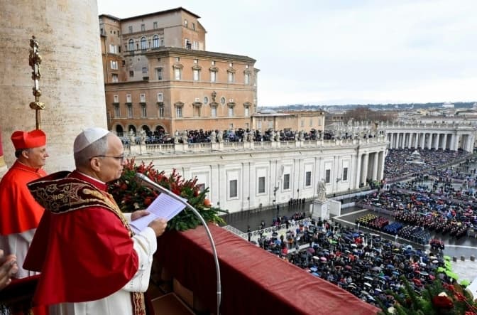 Папа Лев XIV на Різдво закликав Україну та росію почати діалог