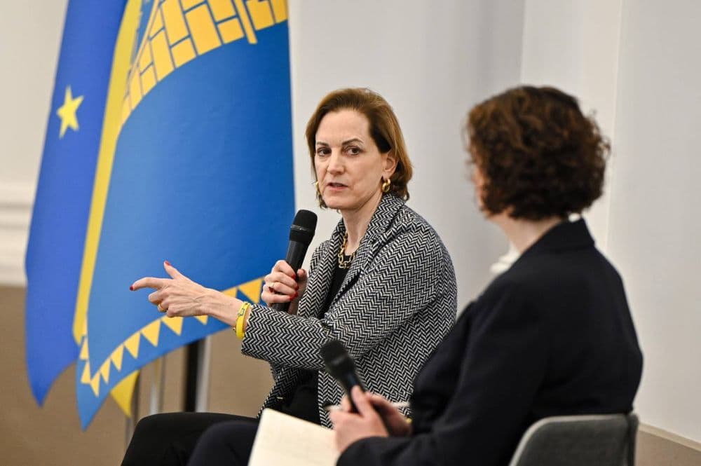 Енн Епплбаум про майбутнє України та розкрадання на укриттях у дитсадках Львівщини. Підсумки доби