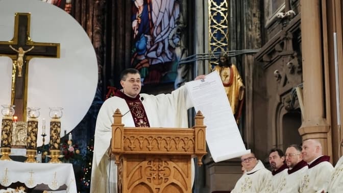 Костел Святого Миколая в Києві передано римо-католицькій парафії на 50 років: громада наголошує — це лише початок