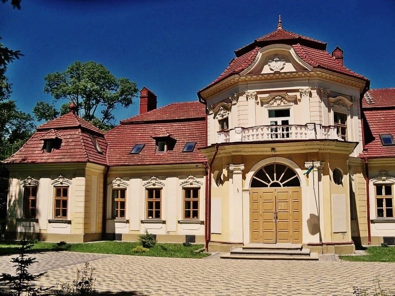 Що відбувається в інтернатах Львівщини та в області трансформують один з регіонів. Підсумки доби