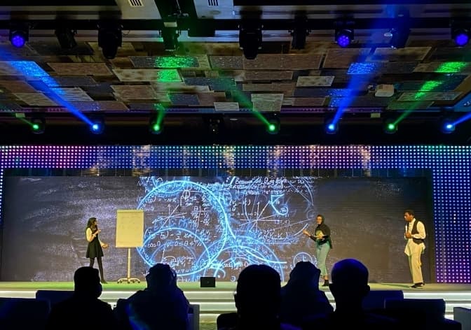 Львівські школярі здобули «бронзу» на міжнародній науковій олімпіаді в ОАЕ