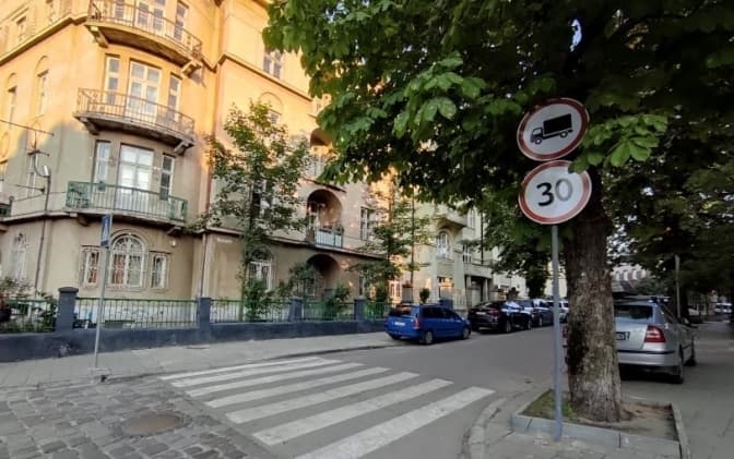На перехресті Горбачевського – Котляревського у Львові обмежили швидкість до 30 км/год