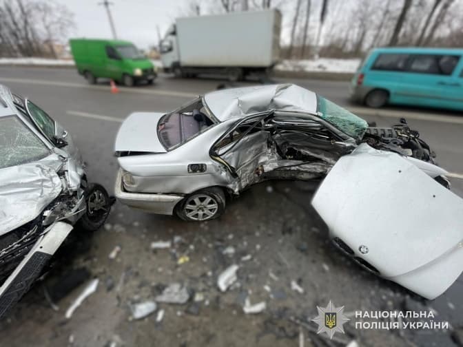 Смертельна ДТП на Львівщині: зіткнулися BMW та Volkswagen