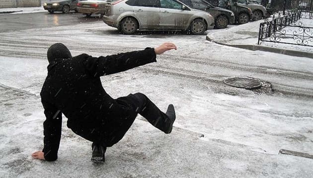 Ожеледиця у Києві. Фото: з відкритих джерел