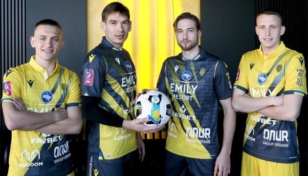 Львівський «Рух» підписав чотирьох нових футболістів