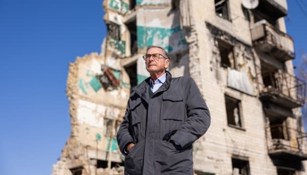 Британський меценат Майкл Ешкрофт допоможе відбудувати дитячий творчо-спортивний центр у Бородянці