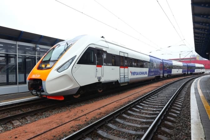 «Укрзалізниця» призначила додатковий потяг до Львова зі столиці