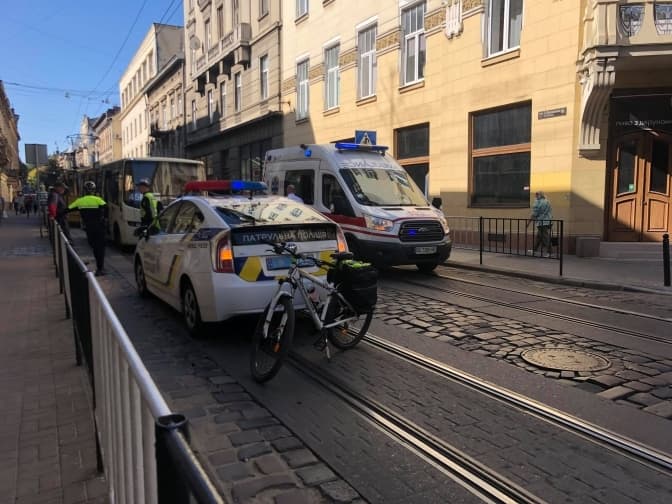 Маршрутка збила наречену Холодницького та ЄС не ввела санкції проти режиму Лукашенка. Головне за минулу добу