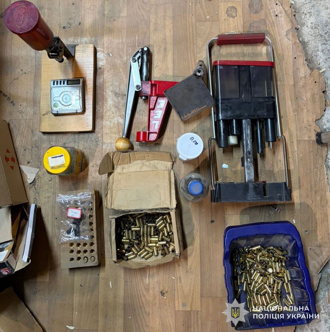 На Львівщині виявили «зброяра», який незаконно виготовляв та переробляв патрони