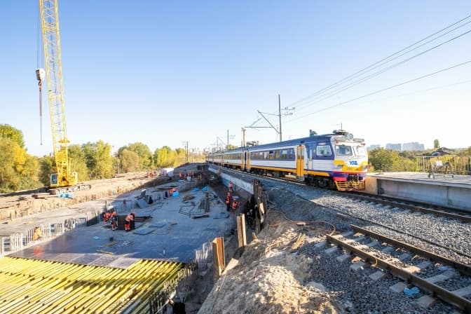 У КМДА показали хід будівництва з’їзду з Подільського мосту в напрямку Троєщини