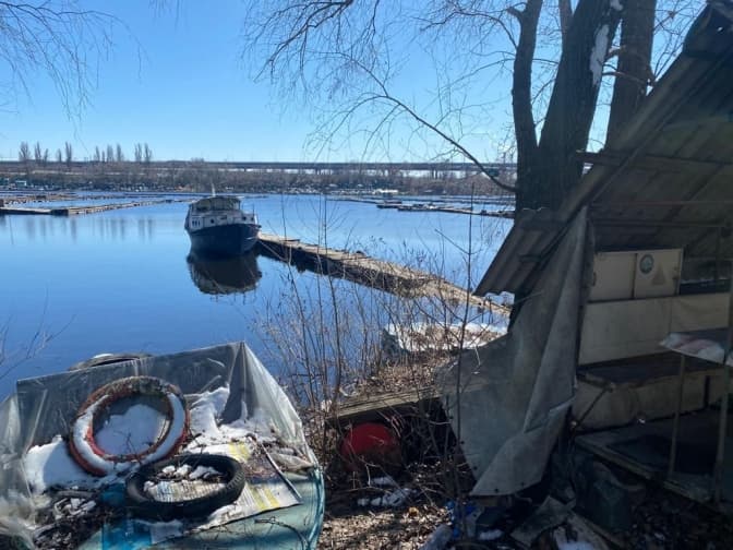 У Києві підприємець незаконно заволодів землею на березі Дніпра в Печерському районі, – поліція