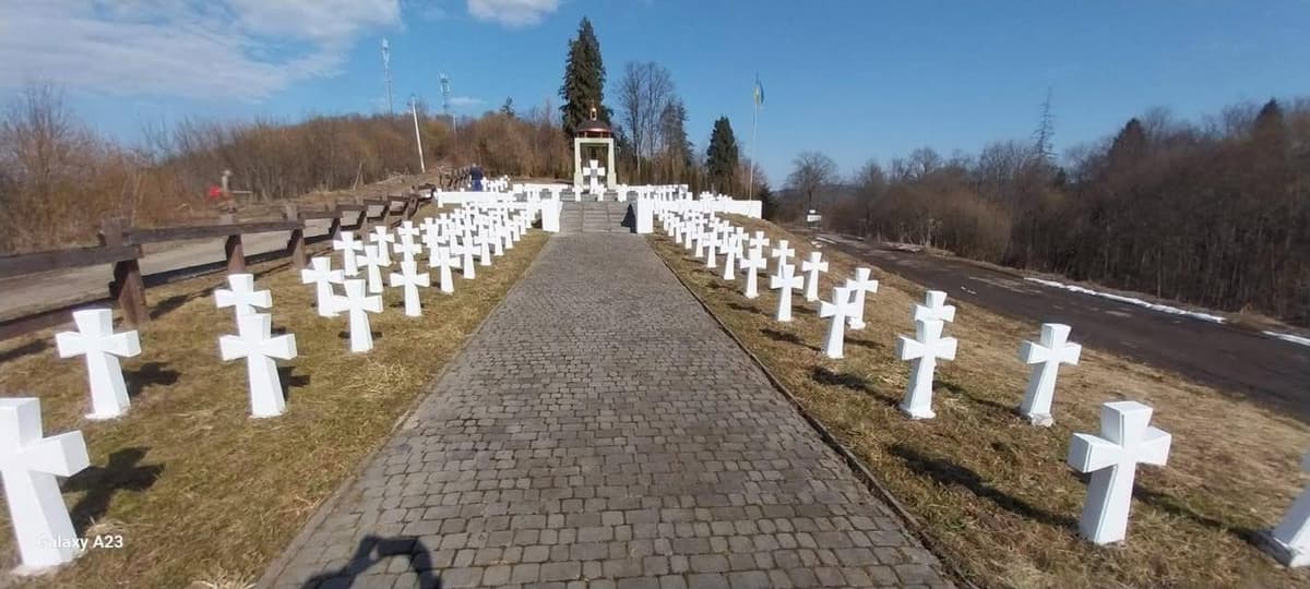 Сьогодні на Верецькому перевалі вшанують захисників Карпатської України