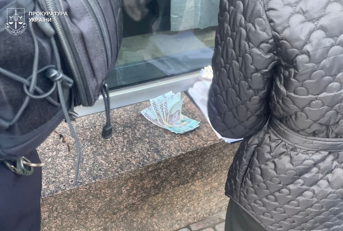 У Львові судитимуть подружжя, яке ошукало родичів військових на понад 1 млн грн